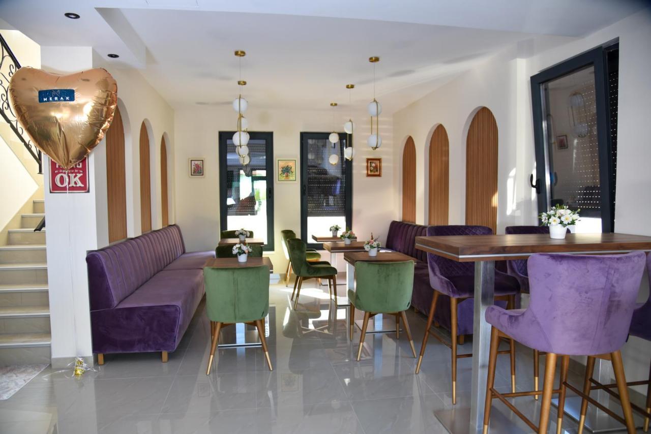 Merak Rooms & Caffe Bar Šabac エクステリア 写真