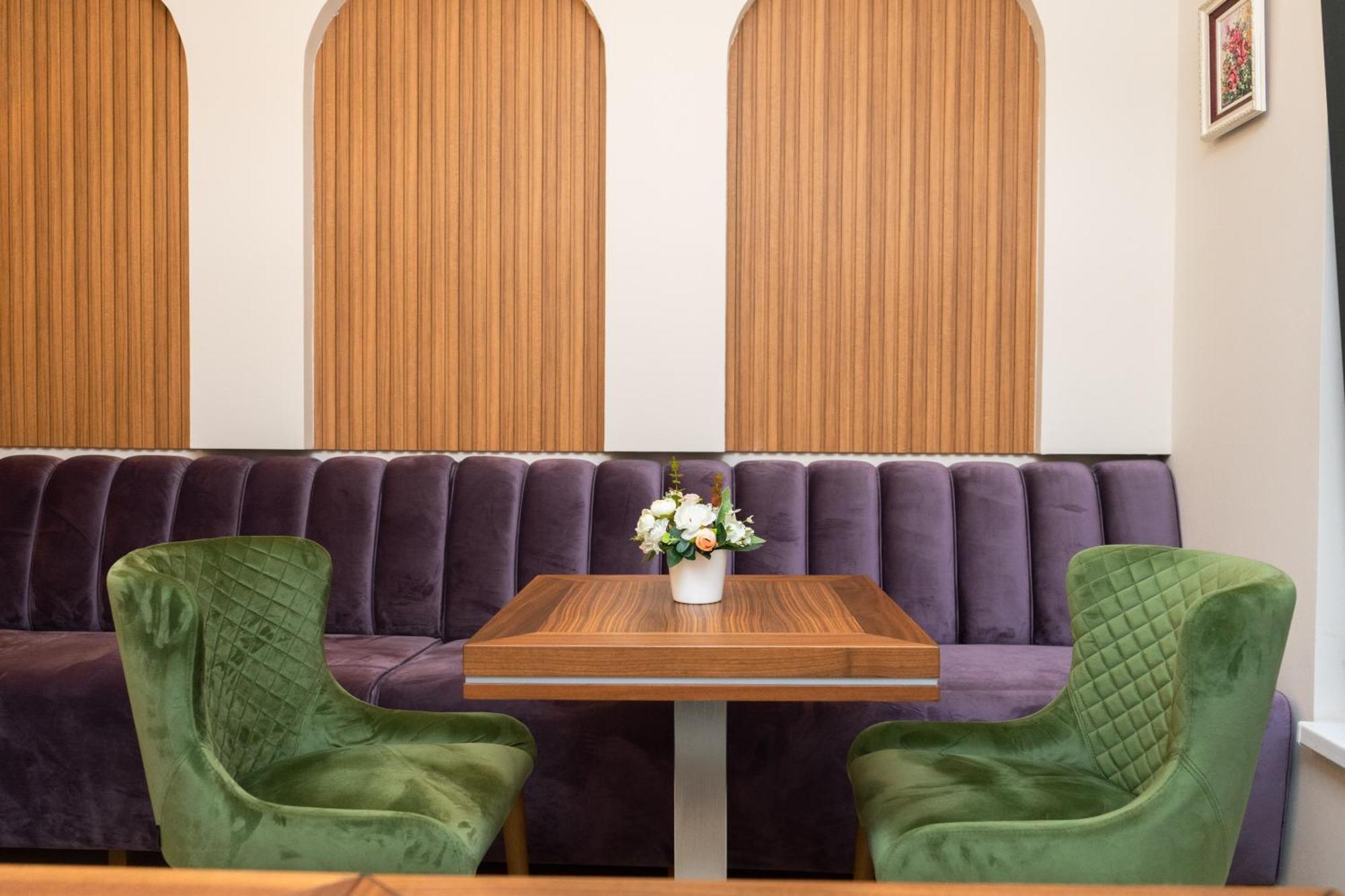 Merak Rooms & Caffe Bar Šabac エクステリア 写真